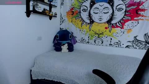 Sofia online show from November 4, 3:33 pm