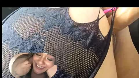 Snapshot of justagirlof chatting on February 20, 6:39 am Layla online show from February 20, 6:39 am