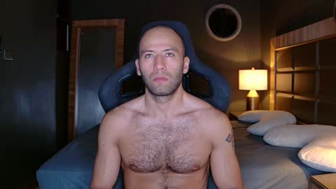 Justin online show from February 6, 10:26 am