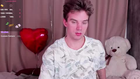 Arthur online show from March 3, 3:52 am