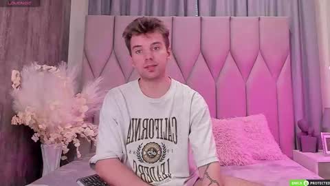 Arthur online show from September 22, 8:49 am