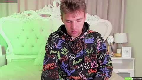 Arthur online show from December 1, 8:30 am