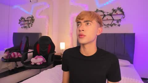 Justin online show from October 8, 11:19 am