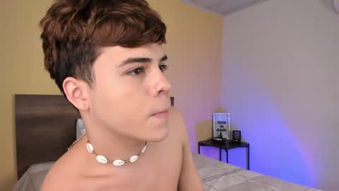 Justin online show from December 21, 4:09 am