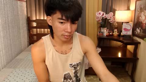 justine_hunk online show from December 31, 3:20 pm