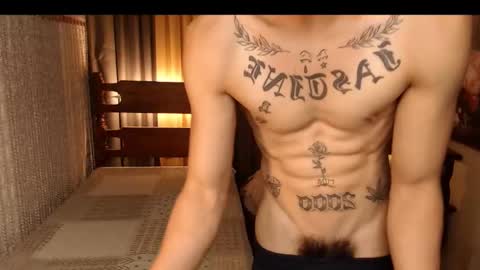 justine_hunk online show from March 3, 5:31 am