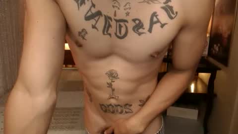 justine_hunk online show from October 16, 4:57 am