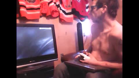 Snapshot of justinjerksit chatting on December 2, 10:56 pm justinjerksit online show from December 2, 10:56 pm