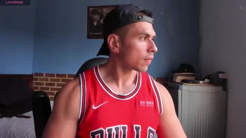 justinkart online show from October 4, 2:48 pm