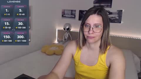 Julie online show from January 4, 5:27 am