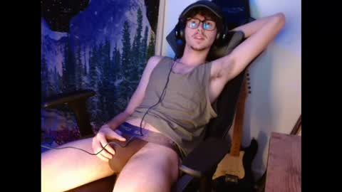 juststonie online show from November 24, 10:37 am