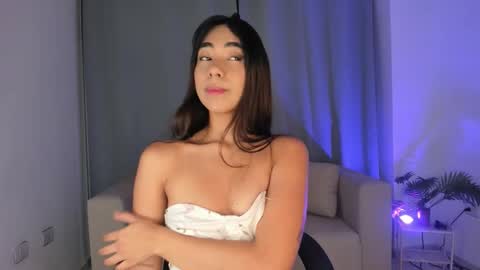 Snapshot of jvenuss chatting on November 9, 11:58 pm ees 3 online show from November 9, 11:58 pm