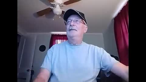 Snapshot of kabriggs137 chatting on January 5, 8:31 pm kabriggs137 online show from January 5, 8:31 pm