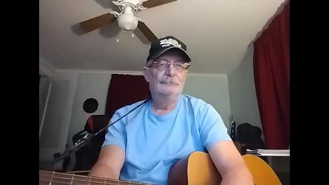 Snapshot of kabriggs137 chatting on January 10, 1:10 am kabriggs137 online show from January 10, 1:10 am