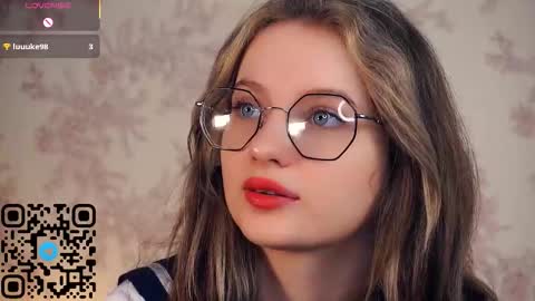 Snapshot of kacyboone chatting on October 25, 6:32 am Tate online show from October 25, 6:32 am