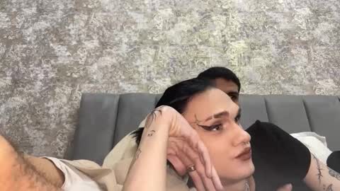 kadhembrini21 online show from December 16, 8:58 pm