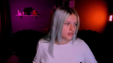 kaela_spell_ online show from October 17, 1:03 pm