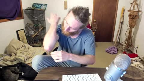 Kaiku77 online show from January 3, 4:11 am