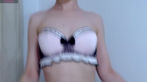 Kaila Lewis online show from October 2, 5:42 pm