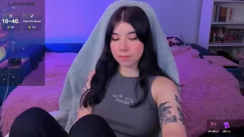 Kailey NONUDE online show from December 14, 4:09 pm