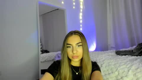 kaily777 online show from November 8, 5:45 pm