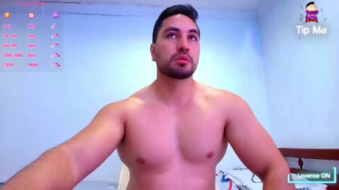 Snapshot of kal_el_8 chatting on October 17, 10:01 pm Thomas online show from October 17, 10:01 pm