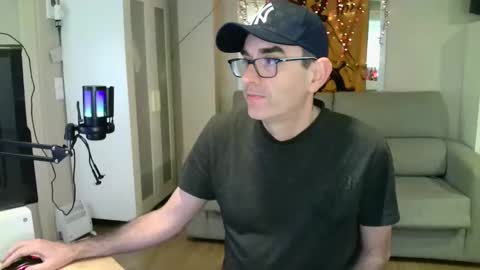 Snapshot of kalem48 chatting on January 18, 9:56 am MusicMen49 online show from January 18, 9:56 am