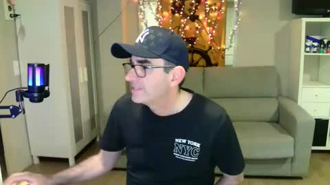 Snapshot of kalem48 chatting on January 23, 11:47 pm MusicMen49 online show from January 23, 11:47 pm