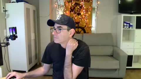 Snapshot of kalem48 chatting on March 1, 9:51 am MusicMen49 online show from March 1, 9:51 am