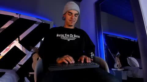 Kale online show from February 25, 2:58 am