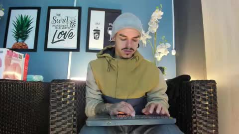 Kale online show from November 26, 11:11 am