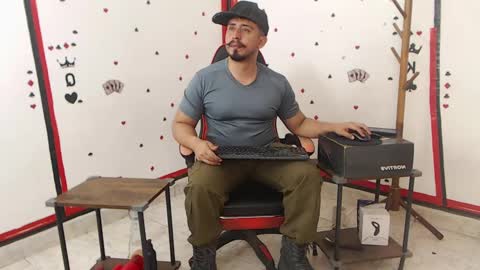 Kaleth online show from September 16, 3:57 pm