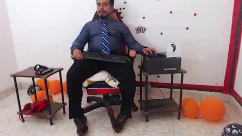 Kaleth online show from November 9, 5:39 am