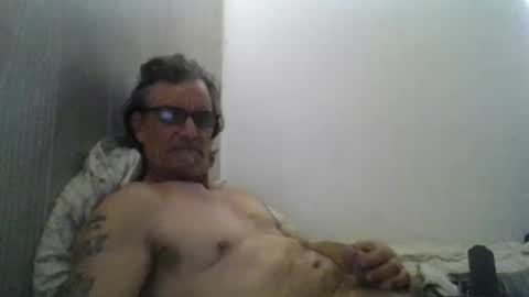 kalifornia91666 online show from January 3, 7:49 am