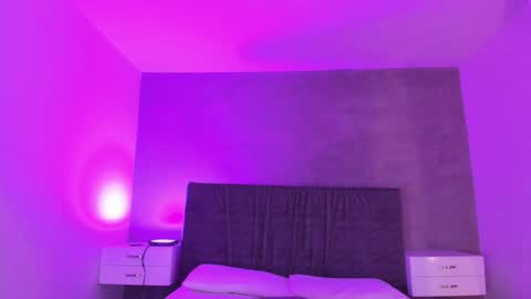 Carolina   online show from January 17, 6:12 pm