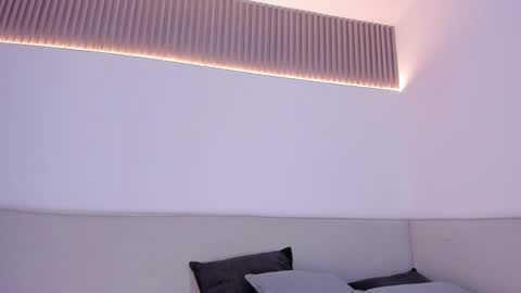 Carolina   online show from November 22, 1:10 pm