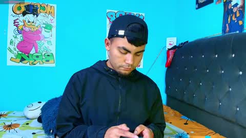 K A L I online show from February 7, 6:45 am