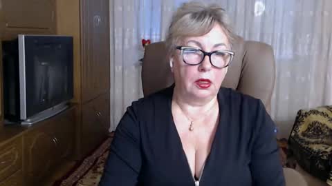 kalliiina online show from October 22, 8:03 am