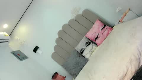 my ig ts kandy69 online show from February 7, 11:23 am