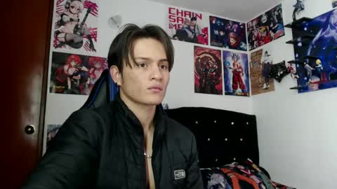 andres online show from January 4, 7:44 pm