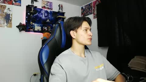 andres online show from October 21, 1:23 pm