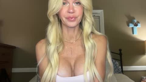 kara online show from October 17, 12:36 am