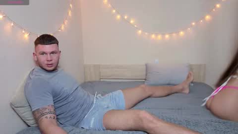 Karen and Sheldon online show from October 5, 11:19 am