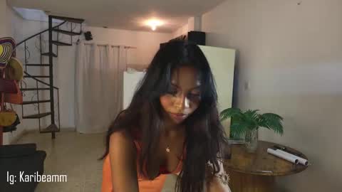 Snapshot of karibeam chatting on October 28, 8:22 pm K online show from October 28, 8:22 pm