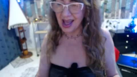 karima_sarabe online show from February 9, 12:39 am