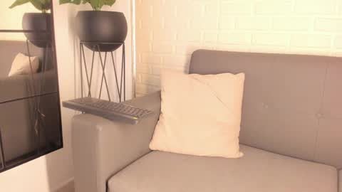 Kari online show from February 18, 3:21 am