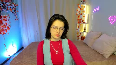 Snapshot of karina_kelly chatting on October 30, 1:29 am karina online show from October 30, 1:29 am