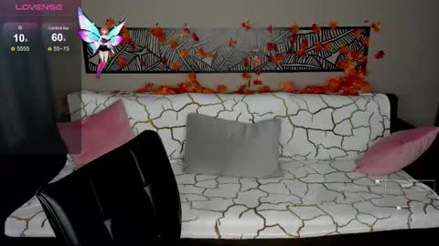 Snapshot of karina_kelly chatting on November 9, 1:48 am karina online show from November 9, 1:48 am