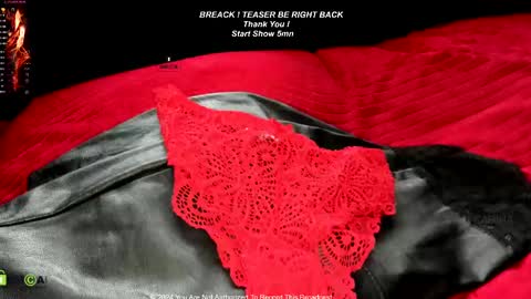 Snapshot of karinabrando chatting on February 18, 12:49 pm karinabrando online show from February 18, 12:49 pm