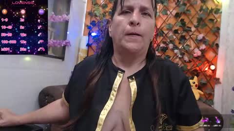 Karito online show from December 12, 11:14 pm